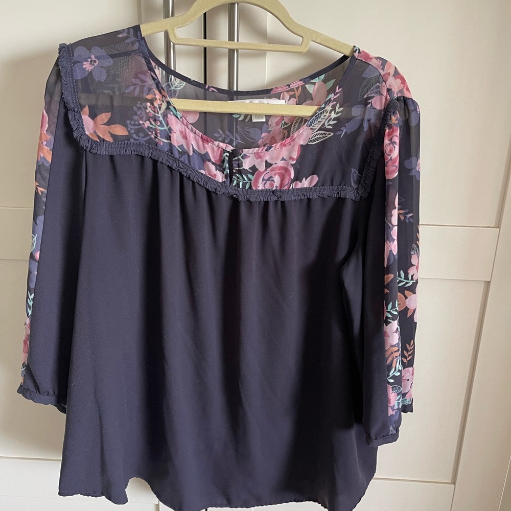 Beautiful Gray and floral blouse